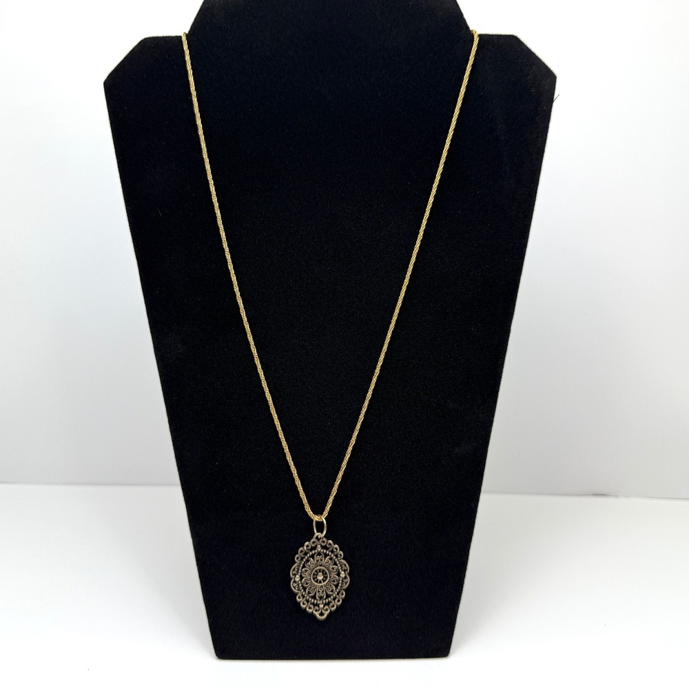 Antique Gold Tone Filigree Pendant Necklace Rope Chain Fashion Jewelry 13.5 in L